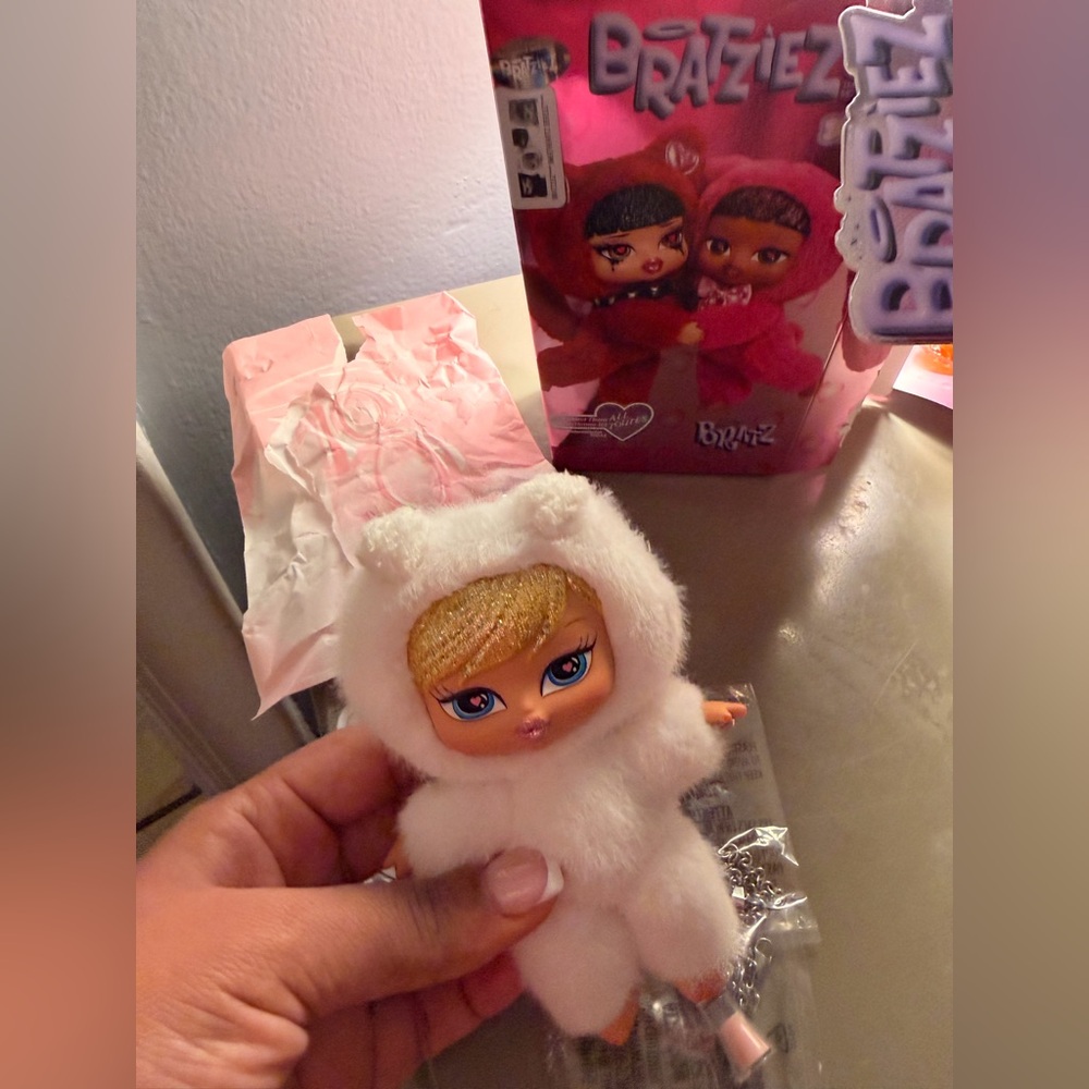 Bratz Bratziez Blind Box (OPEN)- Chole